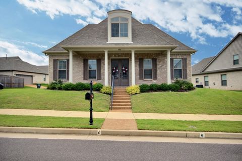 MLS: 10196143