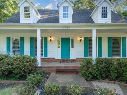 Photo of 8675 CEDAR FARMS DR, Cordova, TN 38016 (MLS # 10221640)
