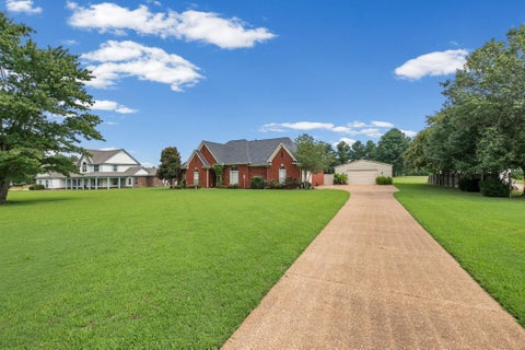 Photo of 7206 LINNIE CV, Arlington, TN 38002 (MLS # 10228161)