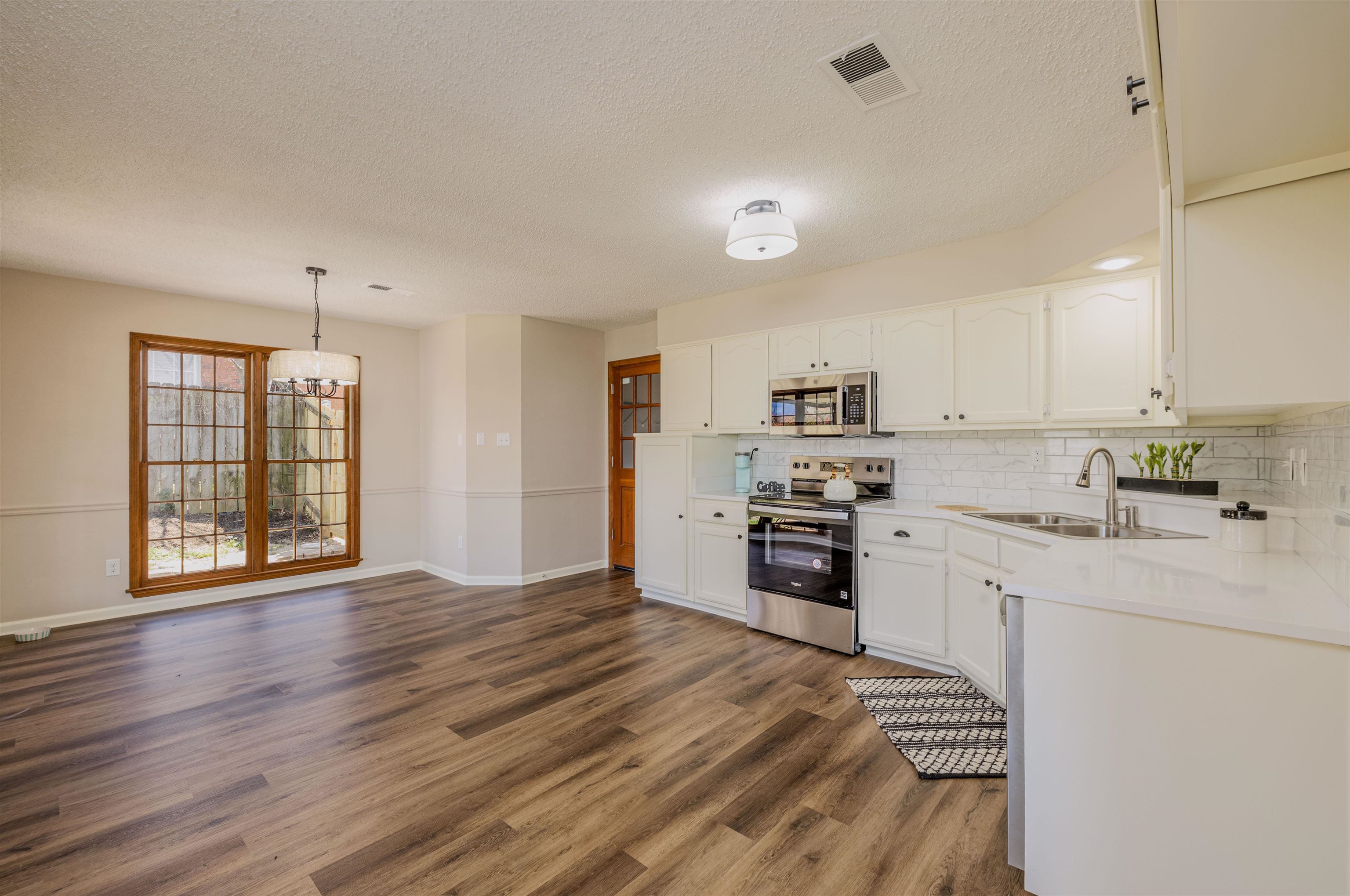 Unincorporated, Tennessee 38125, United States, 3 Bedrooms Bedrooms, ,2 BathroomsBathrooms,Residential,Active,96321