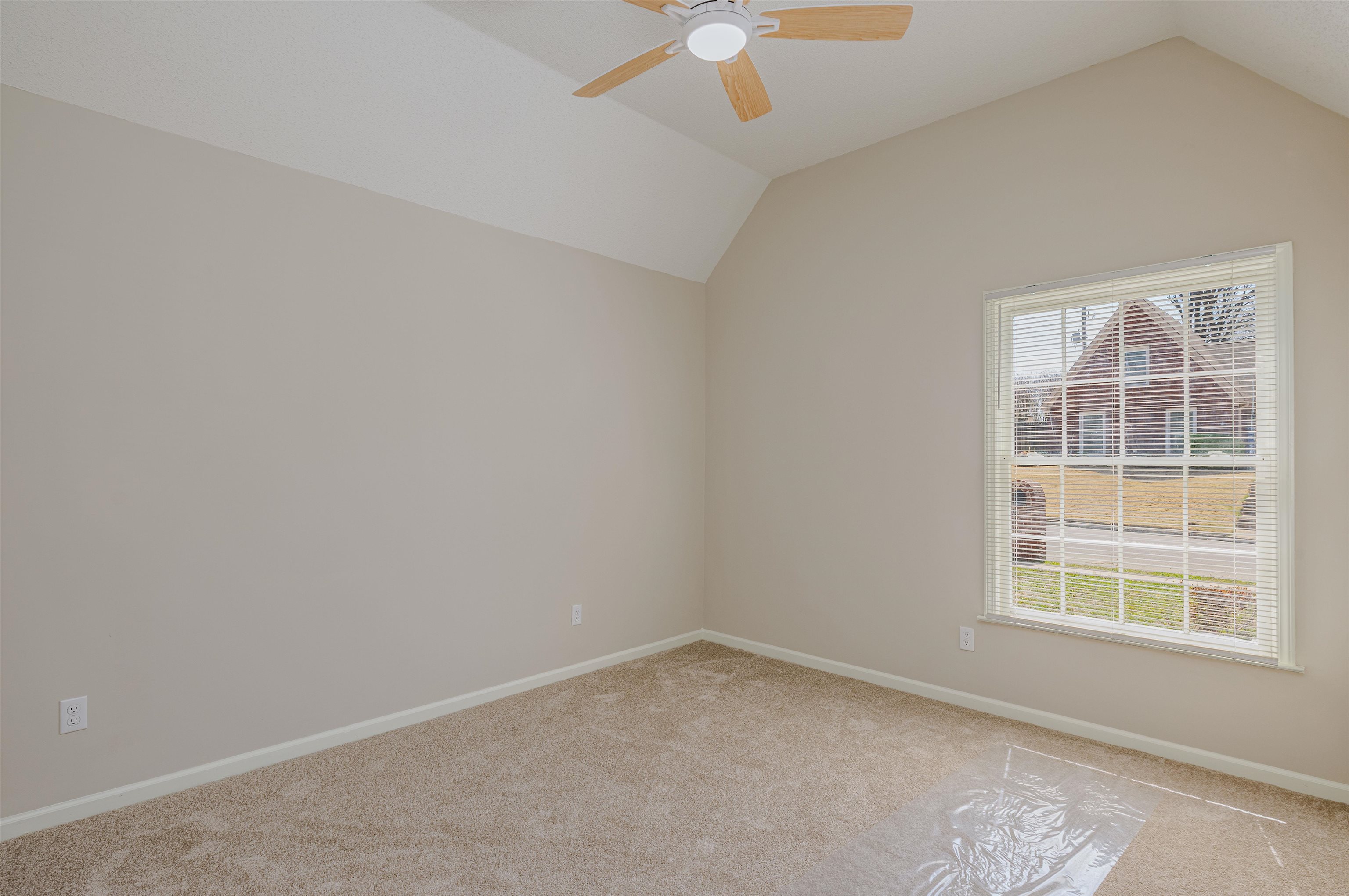 Unincorporated, Tennessee 38125, United States, 3 Bedrooms Bedrooms, ,2 BathroomsBathrooms,Residential,Active,96321