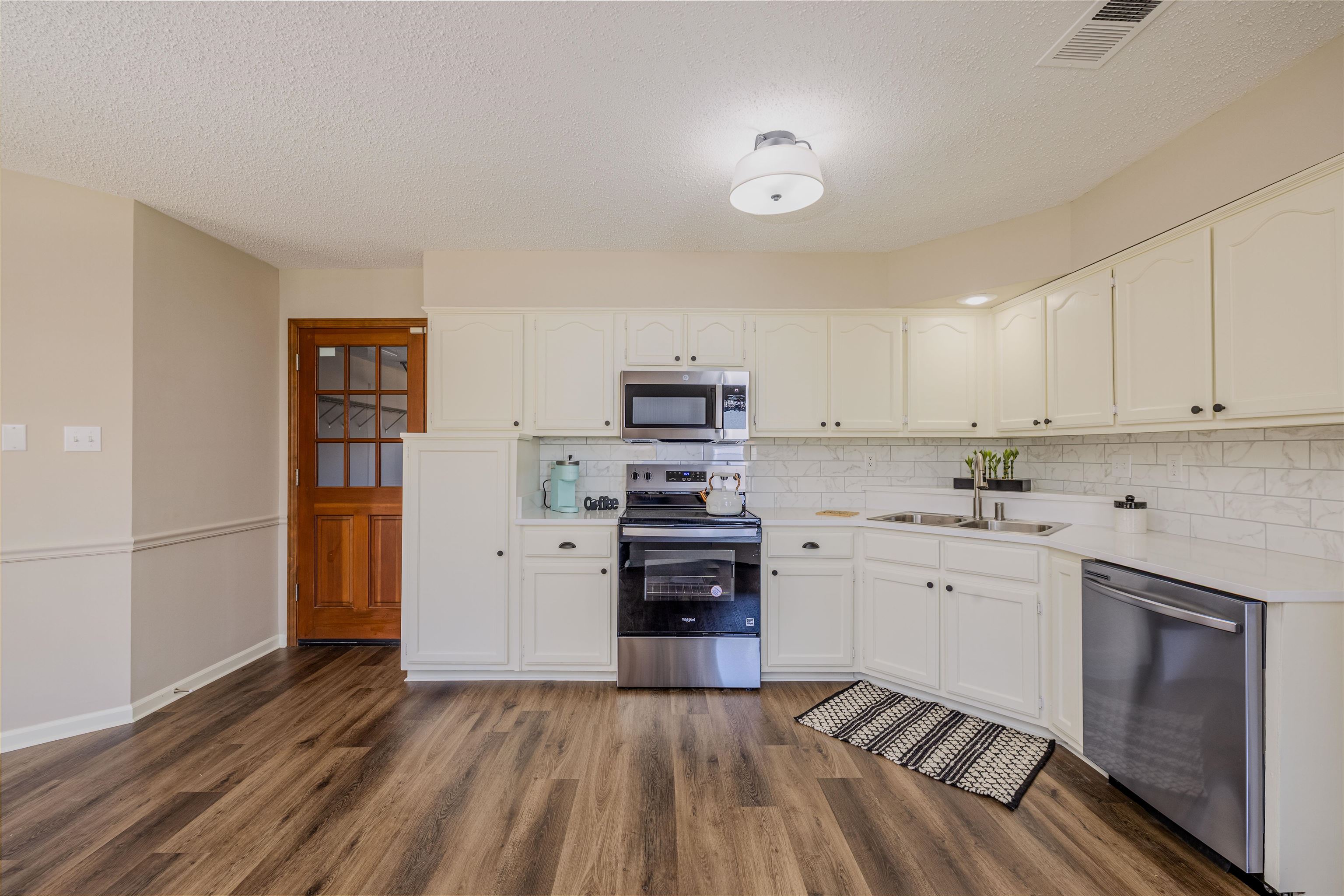 Unincorporated, Tennessee 38125, United States, 3 Bedrooms Bedrooms, ,2 BathroomsBathrooms,Residential,Active,96321