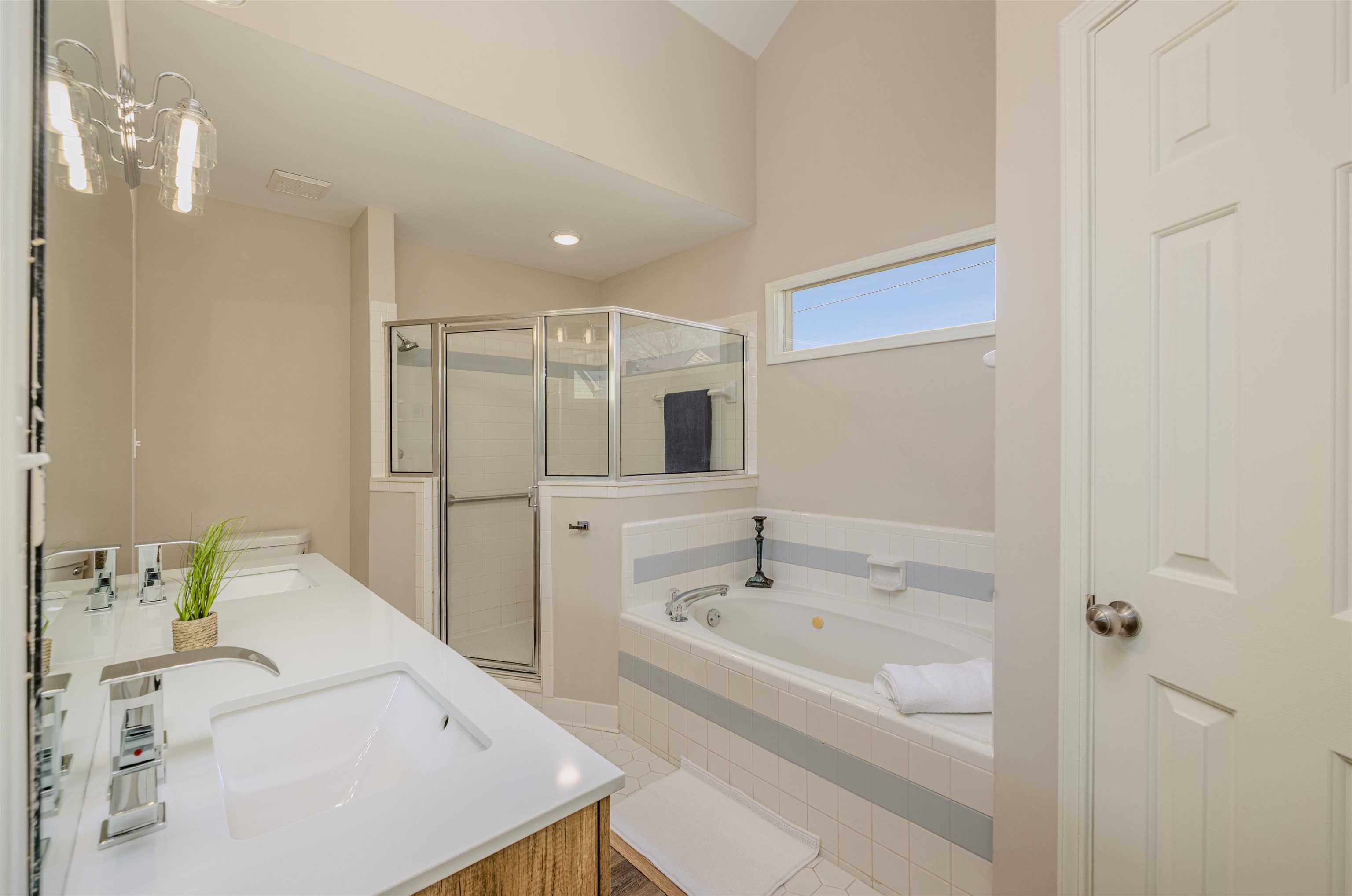 Unincorporated, Tennessee 38125, United States, 3 Bedrooms Bedrooms, ,2 BathroomsBathrooms,Residential,Active,96321