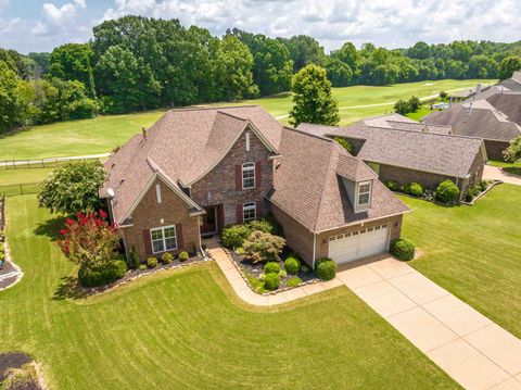 Photo of 420 LEWIS FAIRWAY CIR, Oakland, TN 38060 (MLS # 10226830)
