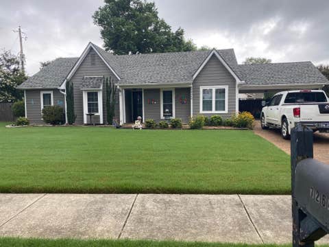Photo of 7264 GAIL DR E, Bartlett, TN 38133 (MLS # 10226875)