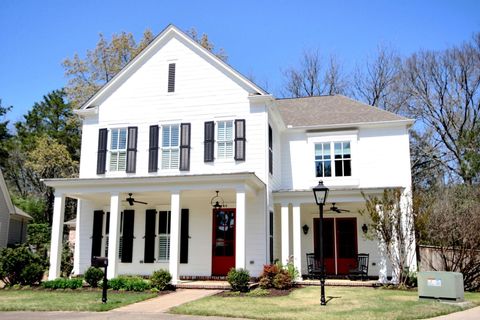 Photo of 146 SERENBE CV, Collierville, TN 38017 (MLS # 10217418)