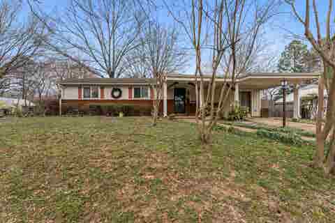 Photo of 319 HOMEVILLE RD, Collierville, TN 38017 (MLS # 10222612)