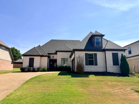 Photo of 50 WHISPERING CREEK DR, Oakland, TN 38060 (MLS # 10229332)
