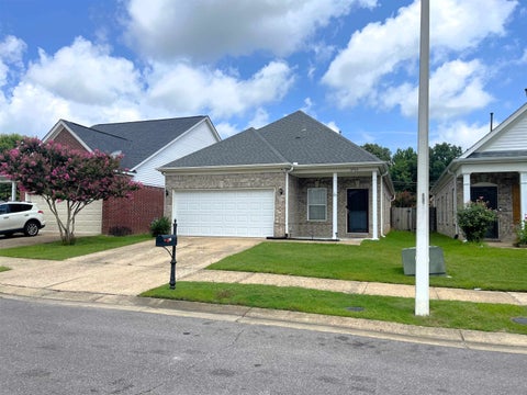 Photo of 4968 WATER BROOK CIR, Arlington, TN 38002 (MLS # 10225813)