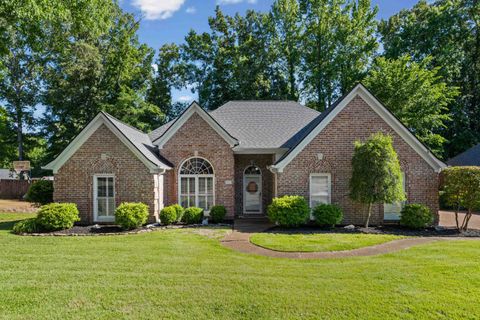 Photo of 8217 THORNE DR, Bartlett, TN 38002 (MLS # 10221801)