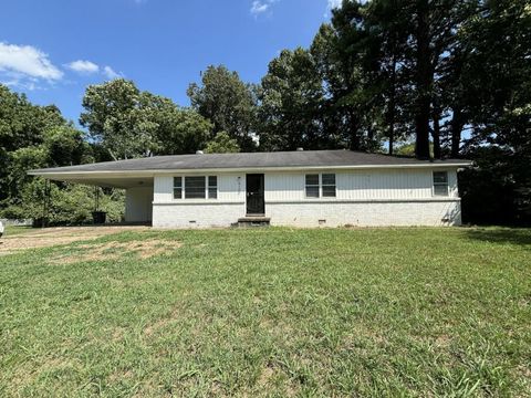 Photo of 4100 CLIFFDALE ST, Memphis, TN 38127 (MLS # 10218426)
