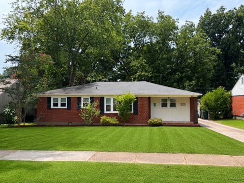 Photo of 1125 MARCIA RD, Memphis, TN 38117 (MLS # 10228931)