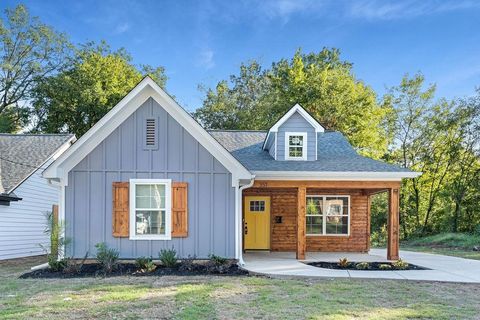Photo of 351 EDITH AVE, Memphis, TN 38126 (MLS # 10205533)