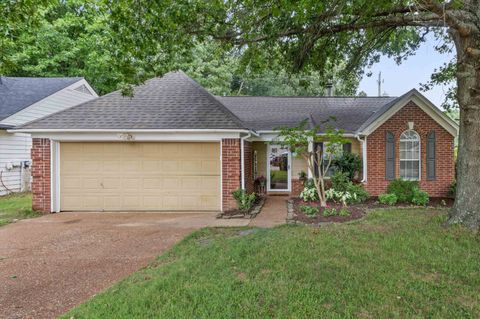 Photo of 1379 LAGRANGE DOWNS RD, Cordova, TN 38018 (MLS # 10225905)
