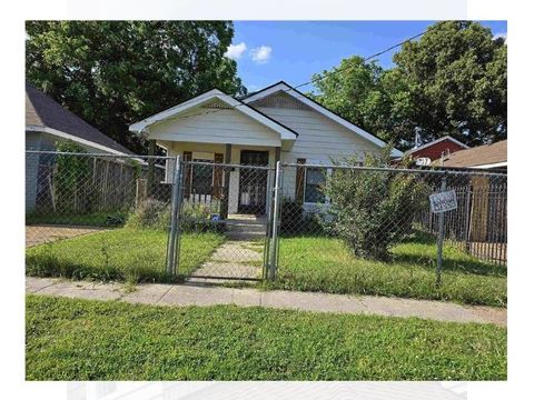 Photo of 2424 NORMAN AVE, Memphis, TN 38108 (MLS # 10216451)