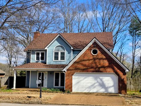 Photo of 1368 SQUIRE DUDNEY DR, Collierville, TN 38017 (MLS # 10216220)