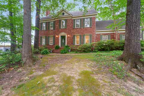 Photo of 732 N TREE DR, Collierville, TN 38017 (MLS # 10224468)