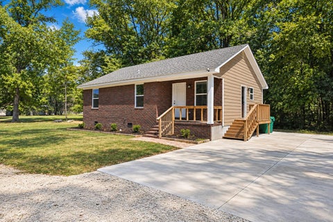 Photo of 54 JONES AVE, Mason, TN 38049 (MLS # 10230631)