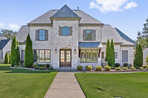 Photo of 680 MAGNOLIA LN, Piperton, TN 38017 (MLS # 10207553)