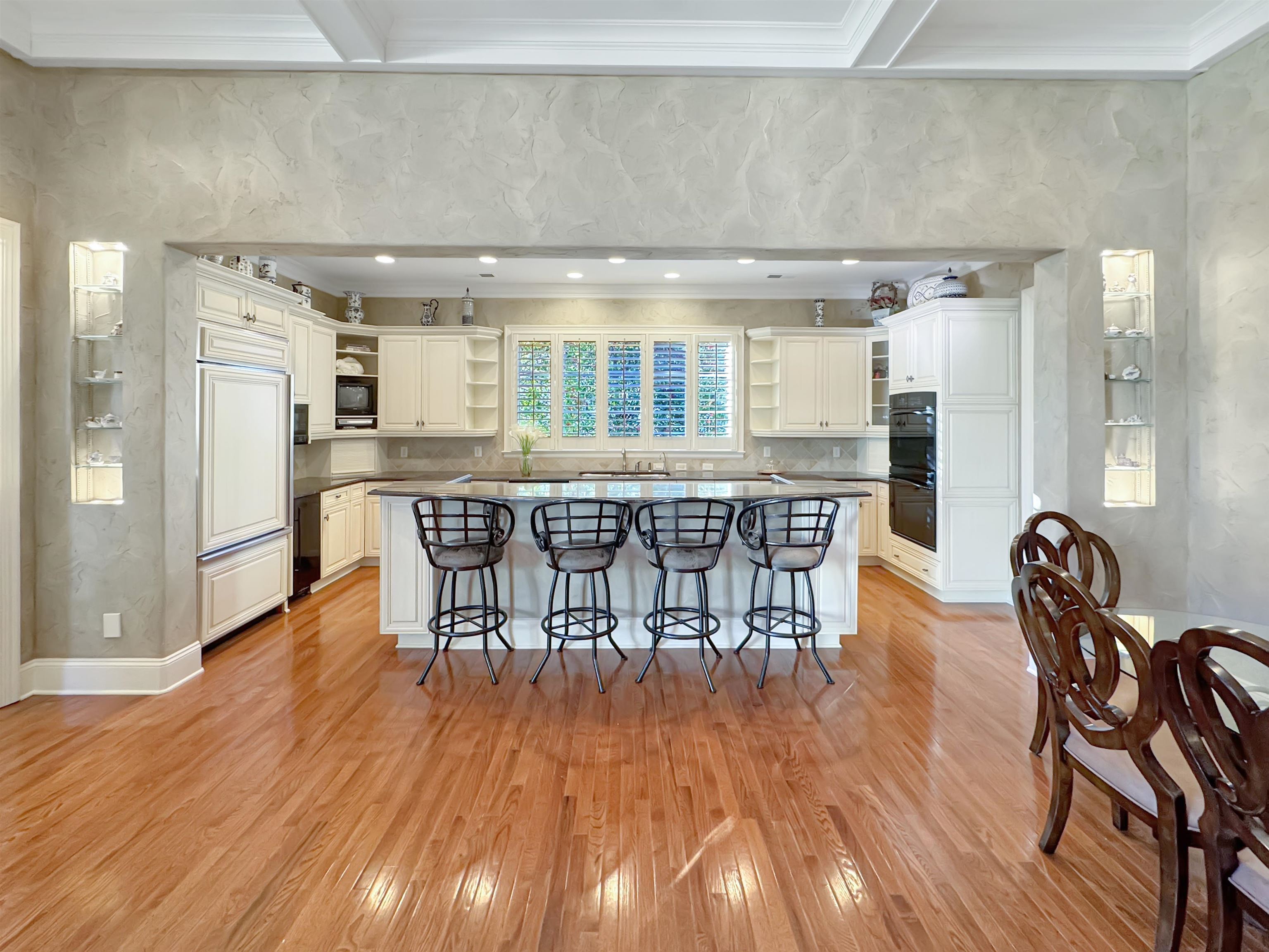 Germantown, Tennessee 38138, United States, 4 Bedrooms Bedrooms, ,5 BathroomsBathrooms,Residential,Pending,26696