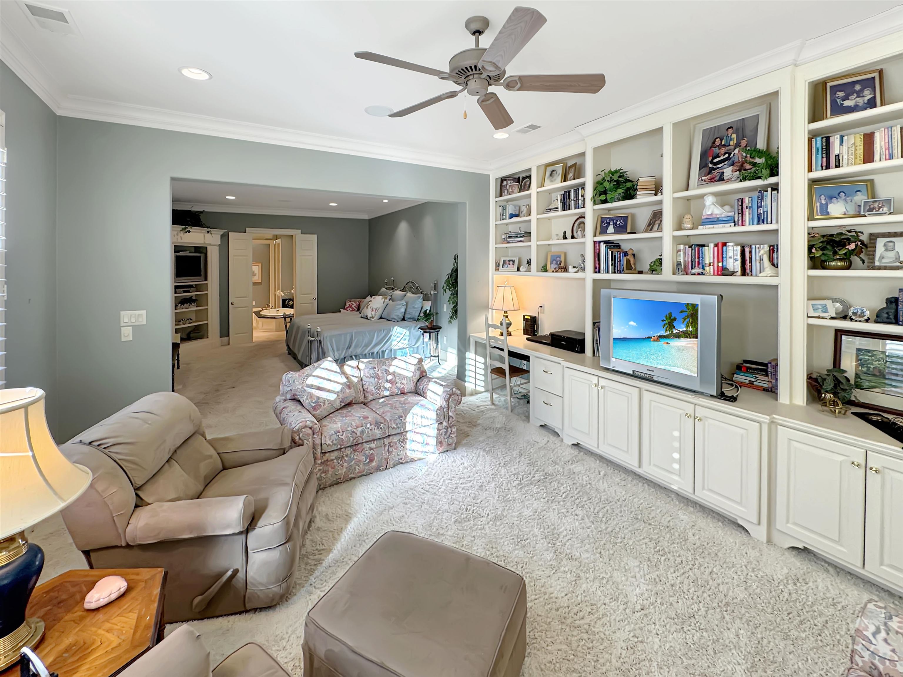 Germantown, Tennessee 38138, United States, 4 Bedrooms Bedrooms, ,5 BathroomsBathrooms,Residential,Pending,26696