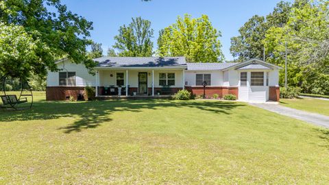 Photo of 2884 SANDY FLAT RD, Bethel Springs, TN 38315 (MLS # 10220580)
