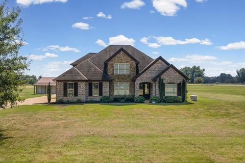 Photo of 8895 N GRAGG RD, Millington, TN 38053 (MLS # 10230937)