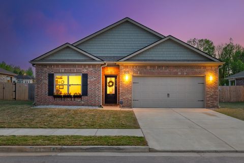 Photo of 4779 BARRETT OAKS DR, Millington, TN 38053 (MLS # 10219052)