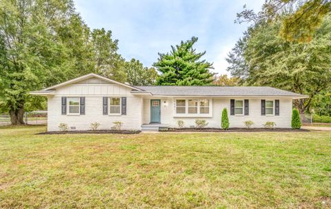 Photo of 1681 JANIS DR, Memphis, TN 38116 (MLS # 10209823)