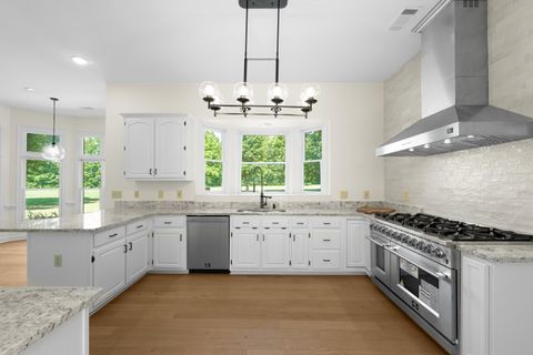 Photo of 5035 SAINT ANDREWS CV, Olive Branch, MS 38654 (MLS # 10213761)