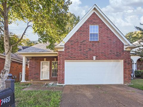 Photo of 7465 DALWHINNIE TRL, Cordova, TN 38018 (MLS # 10220689)