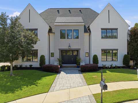 Photo of 581 WINDING WOOD CIR W, Collierville, TN 38017 (MLS # 10227747)