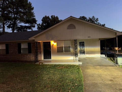 Photo of 3133 GOLDEN OAKS CV, Memphis, TN 38118 (MLS # 10231645)