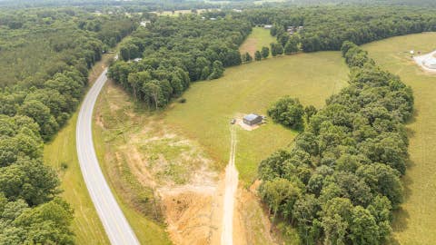 Photo of 1756 COLLINWOOD HWY, Collinwood, TN 38450 (MLS # 10224906)