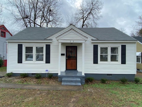 Photo of 39 E FRANK AVE, Memphis, TN 38109 (MLS # 10227173)