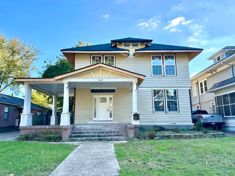 Photo of 1187 CENTRAL AVE, Memphis, TN 38104 (MLS # 10208915)
