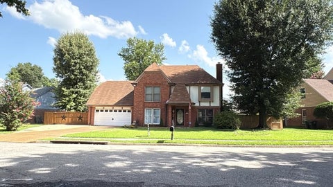 Photo of 8297 KING WILLIAM ST, Cordova, TN 38016 (MLS # 10224739)