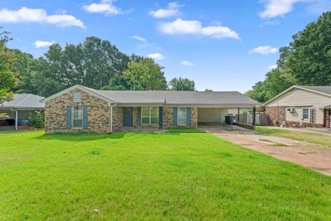 Photo of 5269 YELLOWOOD RD, Memphis, TN 38134 (MLS # 10229226)