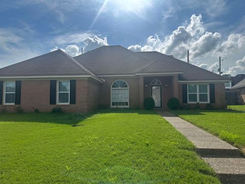 Photo of 5583 LIBERTY RIDGE CV, Unicorp/Memphis, TN 38125 (MLS # 10221981)