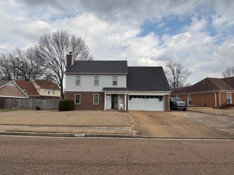 Photo of 5136 BARKSHIRE DR, Memphis, TN 38141 (MLS # 10215523)