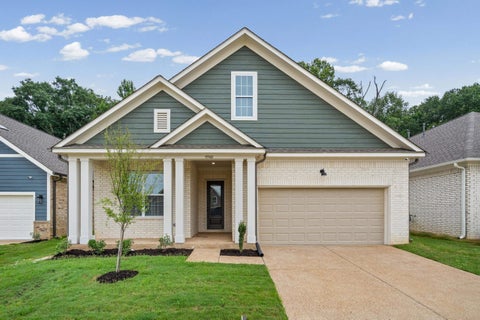 Photo of 9940 DELPHINIUM DR N, Cordova, TN 38018 (MLS # 10220702)