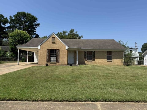Photo of 7221 N JUANA DR, Millington, TN 38053 (MLS # 10230554)