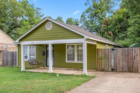 Photo of 3144 HOPKINS AVE, Memphis, TN 38112 (MLS # 10209615)