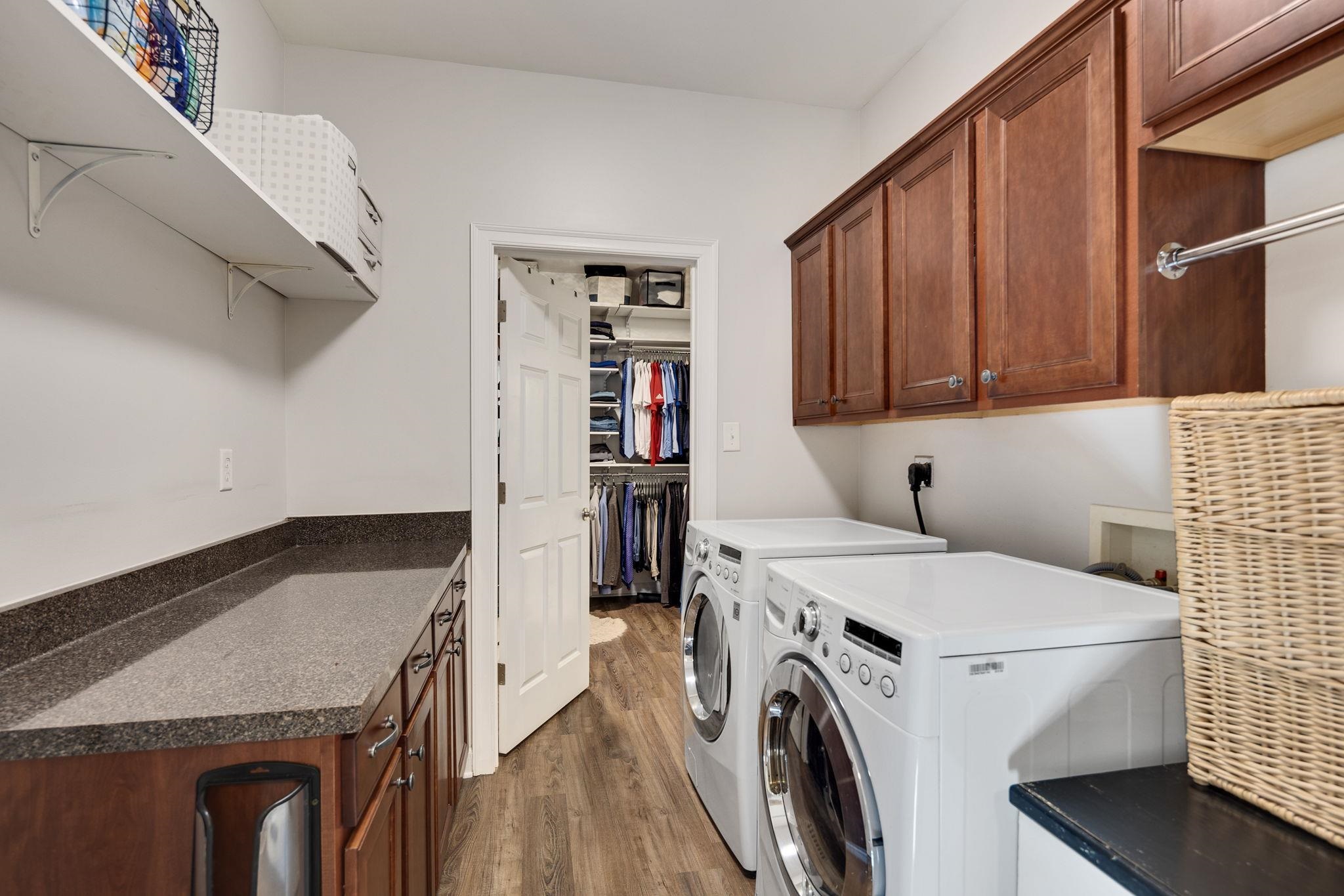 Collierville, Tennessee 38017, United States, 4 Bedrooms Bedrooms, ,3 BathroomsBathrooms,Residential,Active,227844