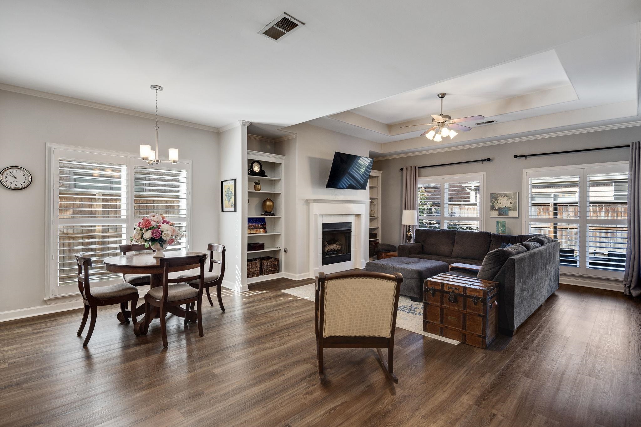 Collierville, Tennessee 38017, United States, 4 Bedrooms Bedrooms, ,3 BathroomsBathrooms,Residential,Active,227844