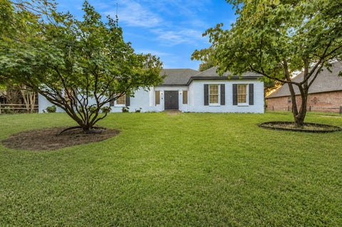 Photo of 2355 HUNTINGTON FWY, Memphis, TN 38016 (MLS # 10229462)