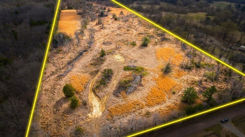 Photo of 0 IVY DR, Oakland, TN 38060 (MLS # 10216428)
