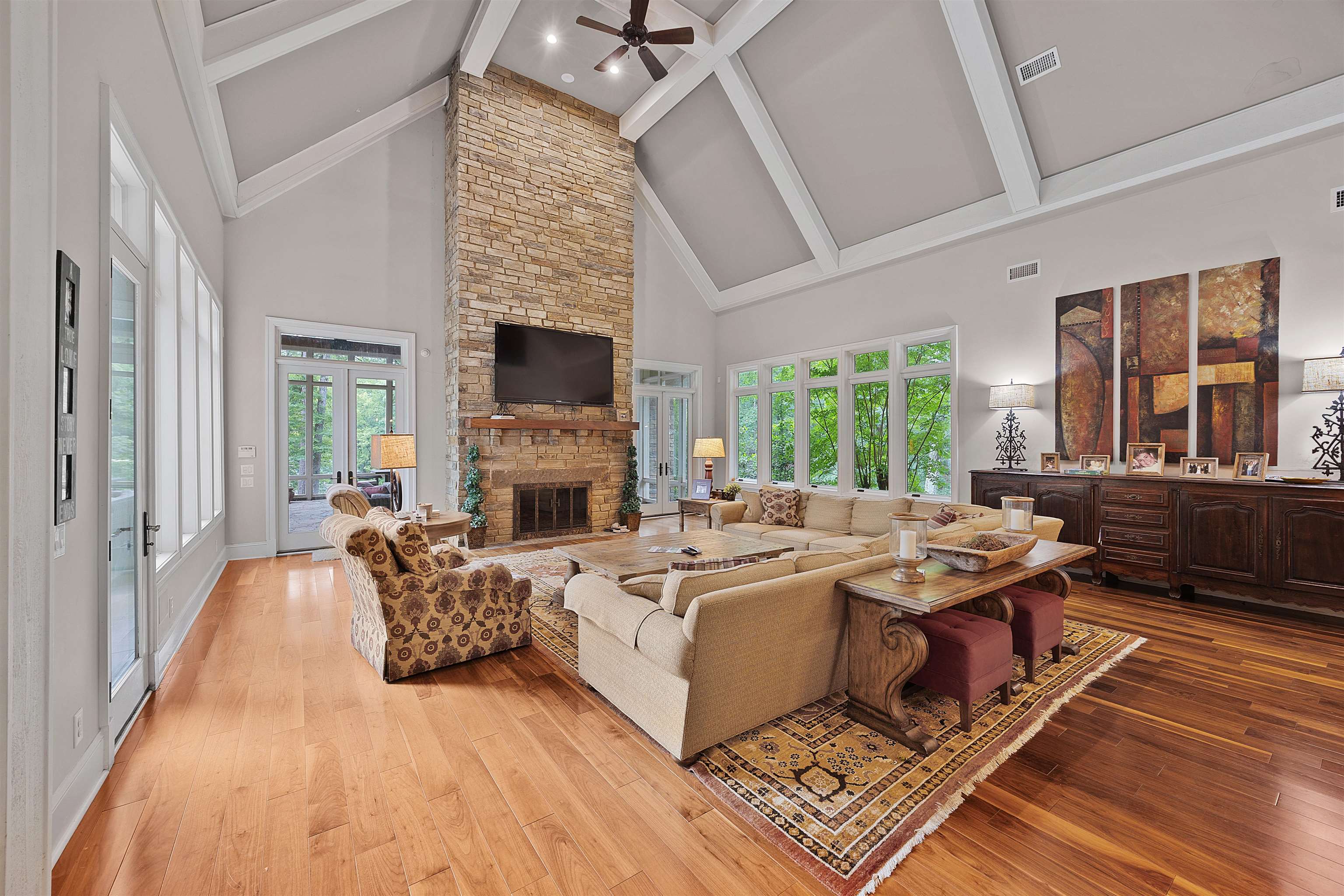 25 CANEY HOLLOW RD