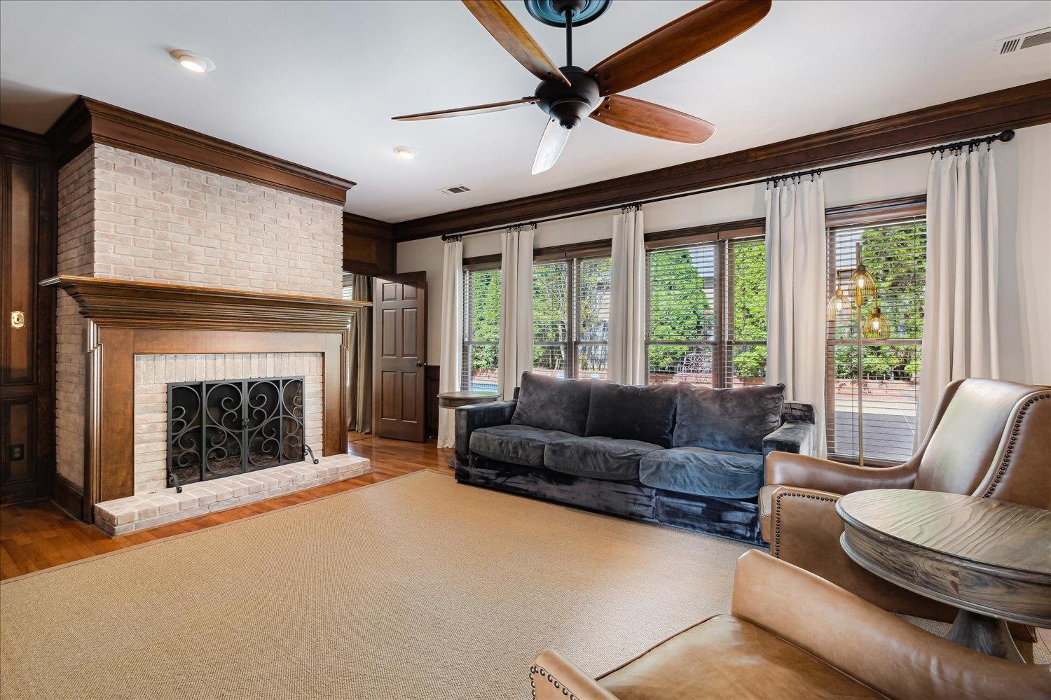 Germantown, Tennessee 38139, United States, 4 Bedrooms Bedrooms, ,3 BathroomsBathrooms,Residential,Active,201059