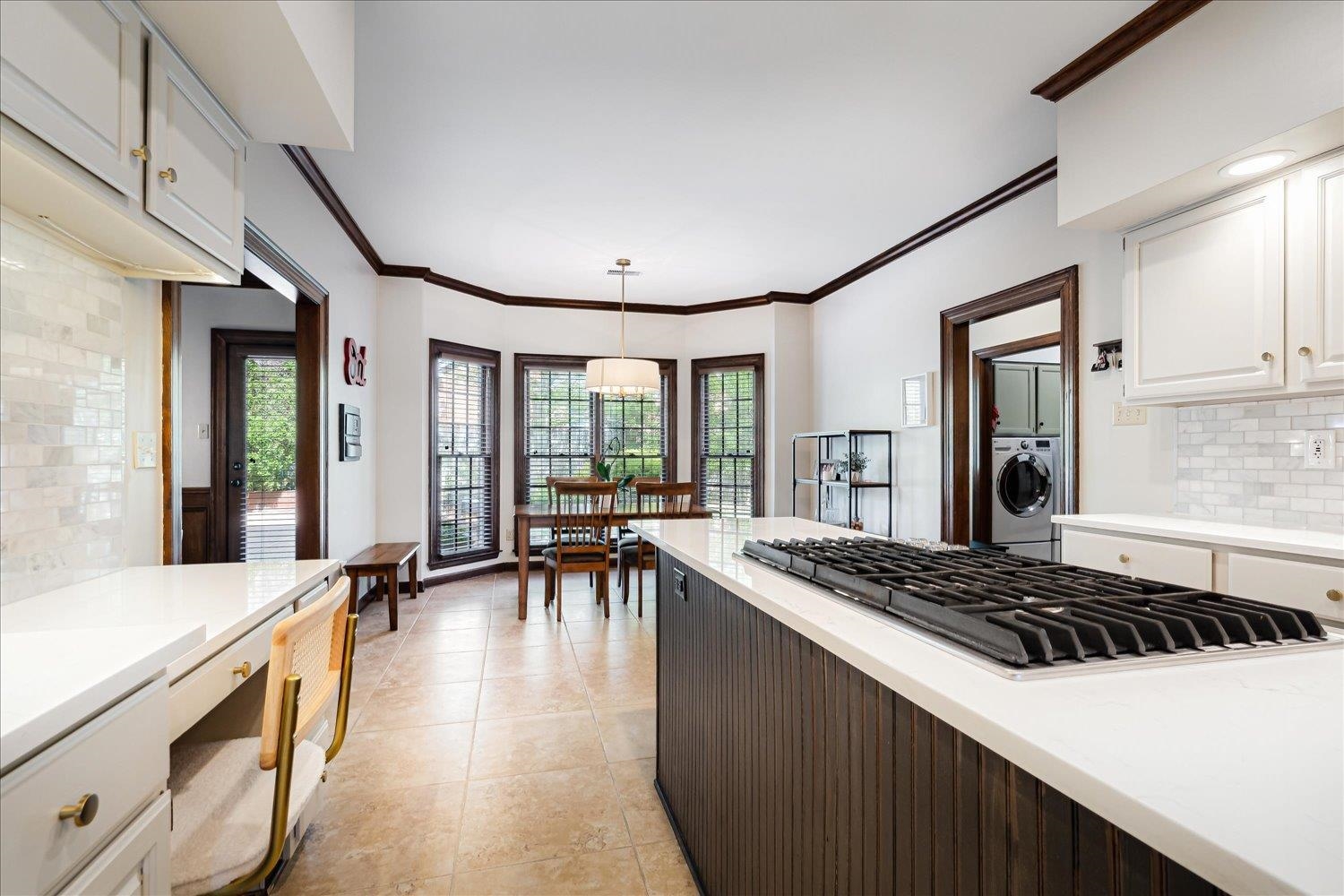 Germantown, Tennessee 38139, United States, 4 Bedrooms Bedrooms, ,3 BathroomsBathrooms,Residential,Active,201059